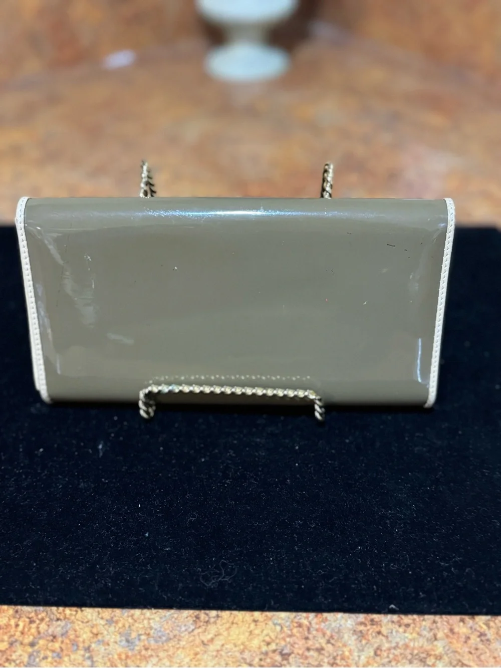 Vivienne Westwood Taupe Patent Leather Wallet/Clutch with Cream Trim - Picture 2 of 8